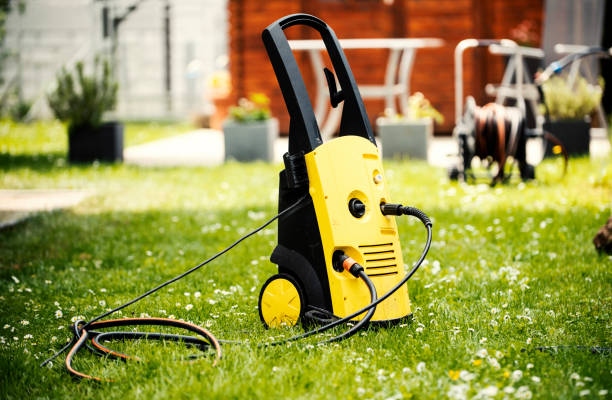 Professional Pressure Washing Services in Sullivan, IN